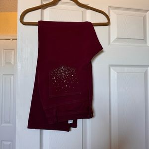 Dream Jeannes Quacker Factory - 10 Short Stretchy Jeans Beaded pockets Burgundy